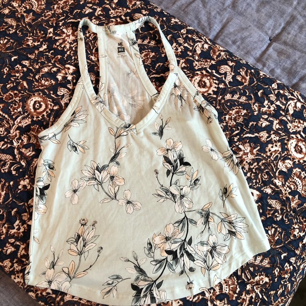 Cute crop top